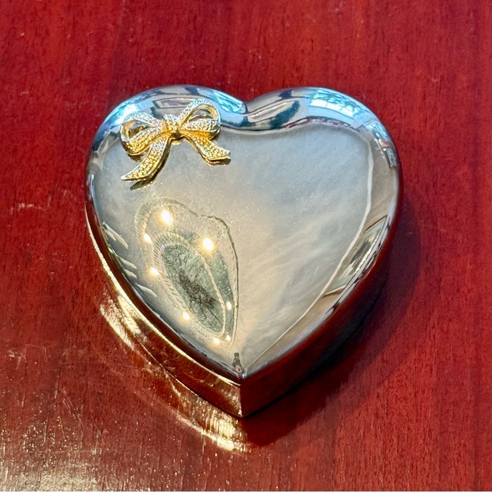 Godinger Silver Company Heart Shape Jewelry Box with Gold Bow Red Lining Vintage